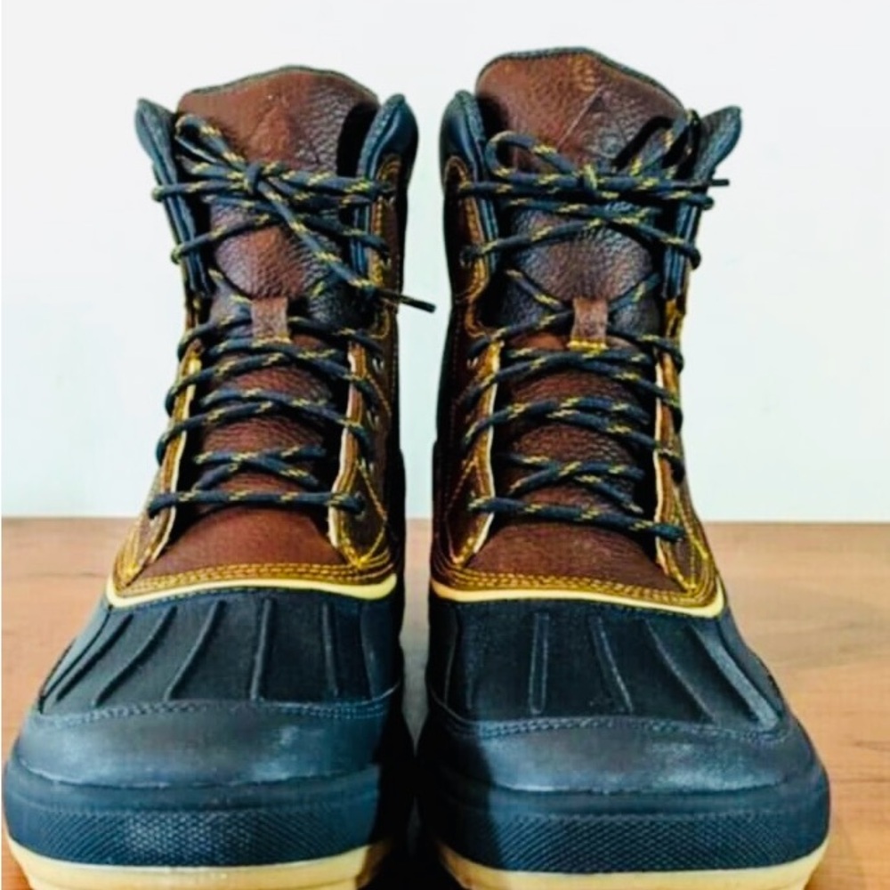 NIKE ACG WOODSIDE II